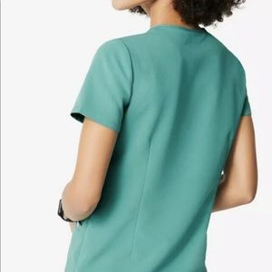 Figs Marine Casma & Zamora Scrub Top & Pants